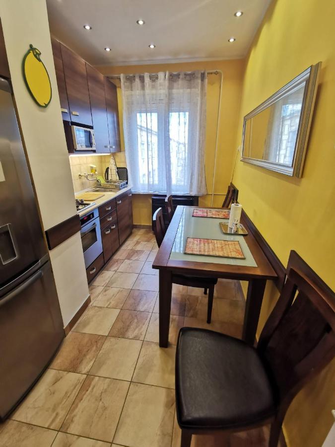 Smart Business Apartman 米什科尔茨 外观 照片